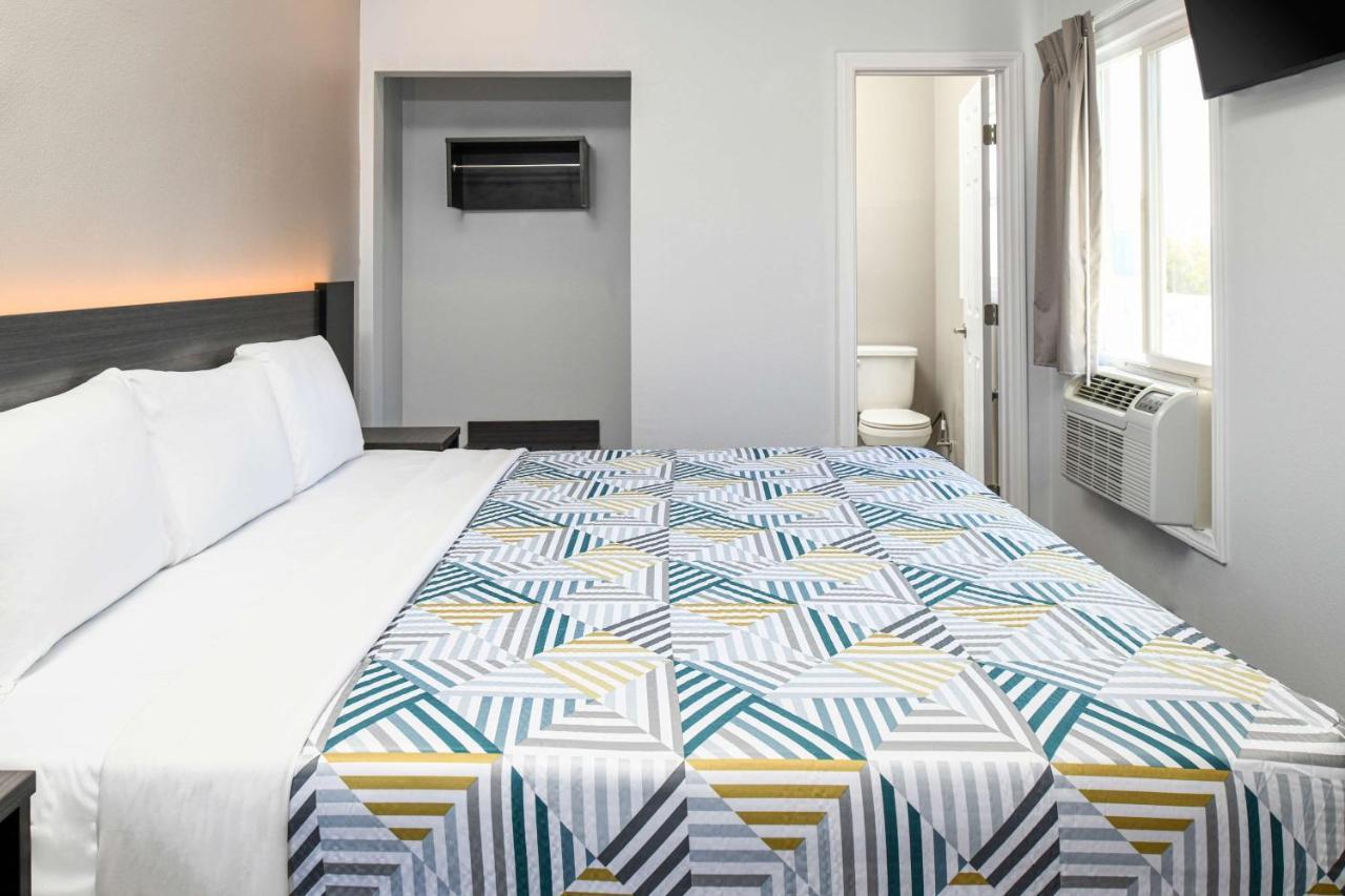 Motel 6 San Pedro, Ca Port Of Los Angeles Eksteriør bilde